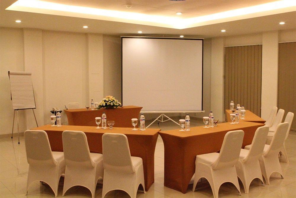 יוגיאקרטה Jentra Dagen Hotel Malioboro מראה חיצוני תמונה